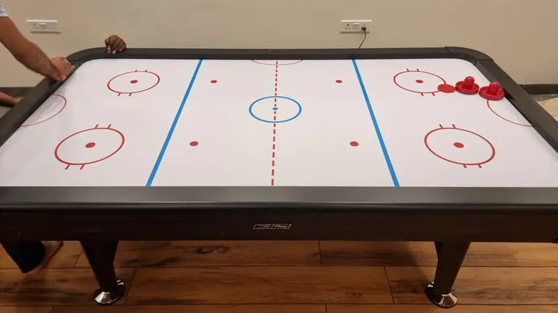 Air Hockey
