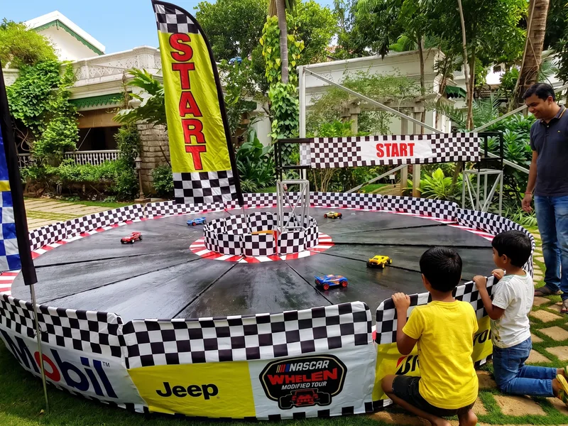 Car Race M1